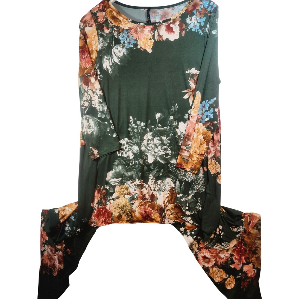 Bellamie Forest Green Floral High-Low Dress 3/4 Sleeve Round Neck Party Gown - Picture 2 of 6